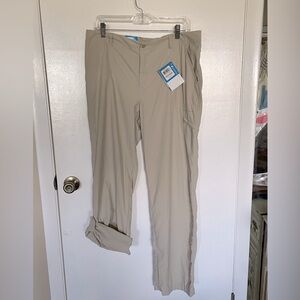 NWT Columbia PFG Tan Chinos Lightweight Convertible Aruba Roll Up SPF SZ 14R